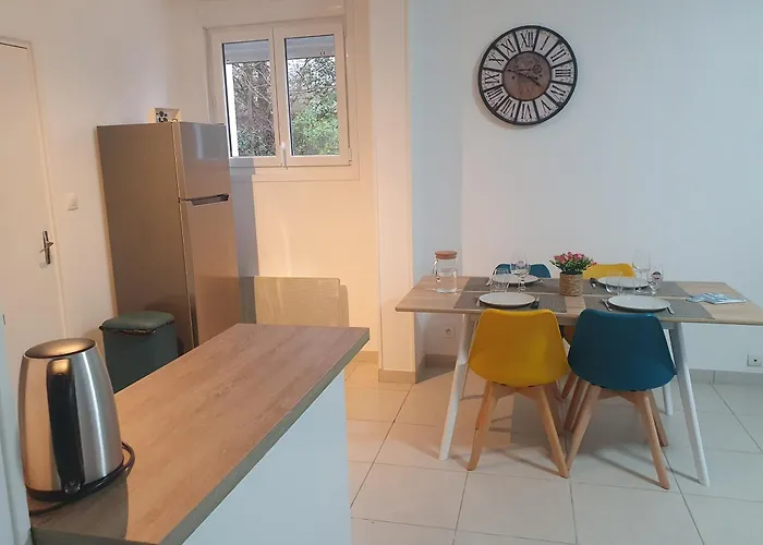 Au Fil De L'eau Apartment